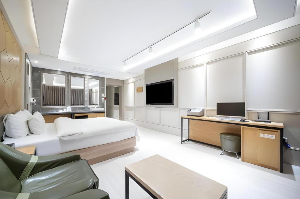 Pohang Hotel View Exterior photo
