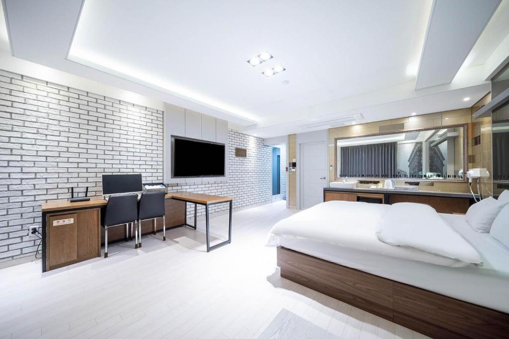 Pohang Hotel View Exterior photo